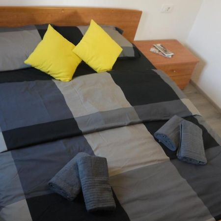 דירות Ližnjan Sunrise Penthouse Apartman מראה חיצוני תמונה