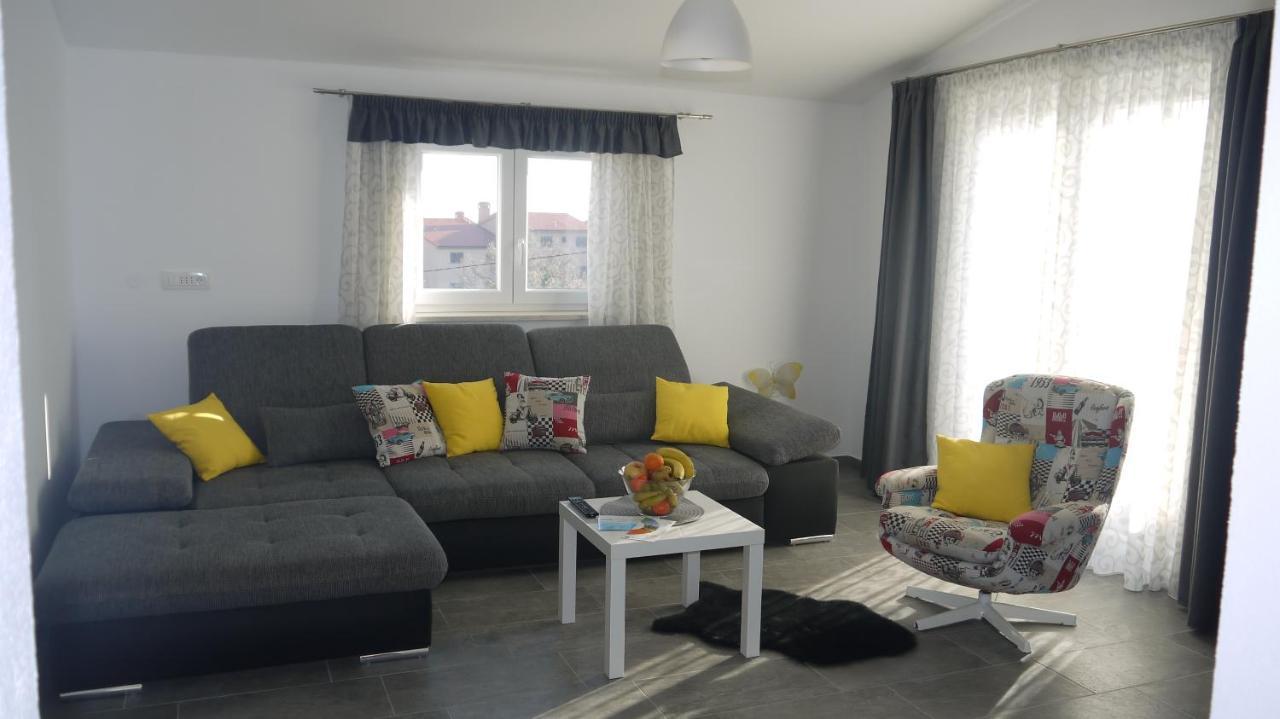 דירות Ližnjan Sunrise Penthouse Apartman מראה חיצוני תמונה